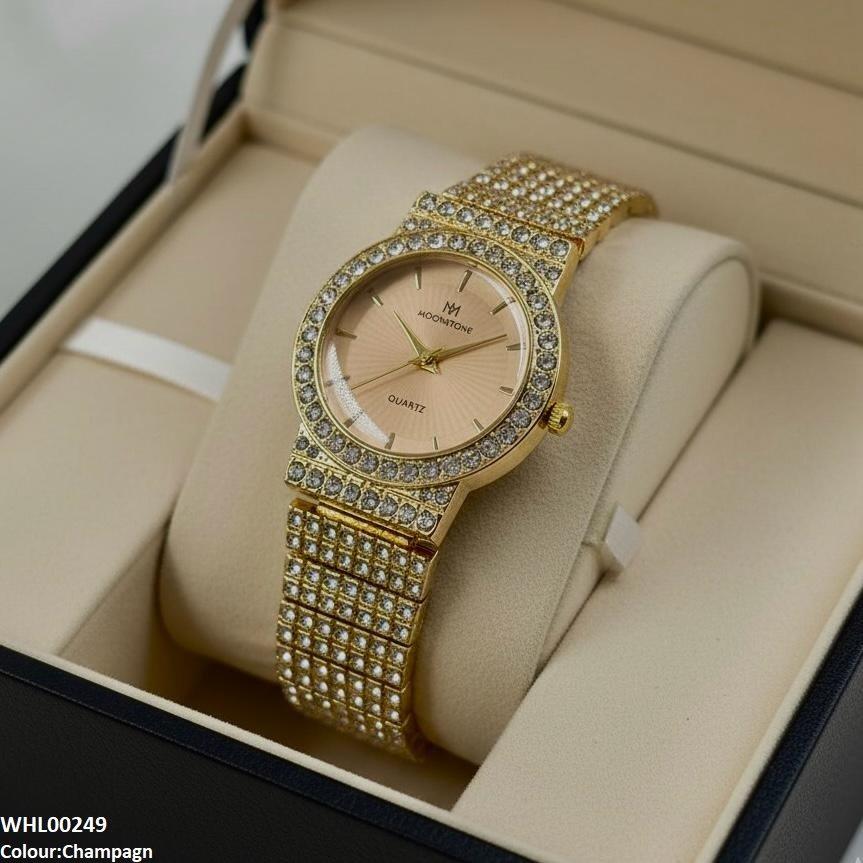 WHL00249 BWS Stylish Round Quartz Watch