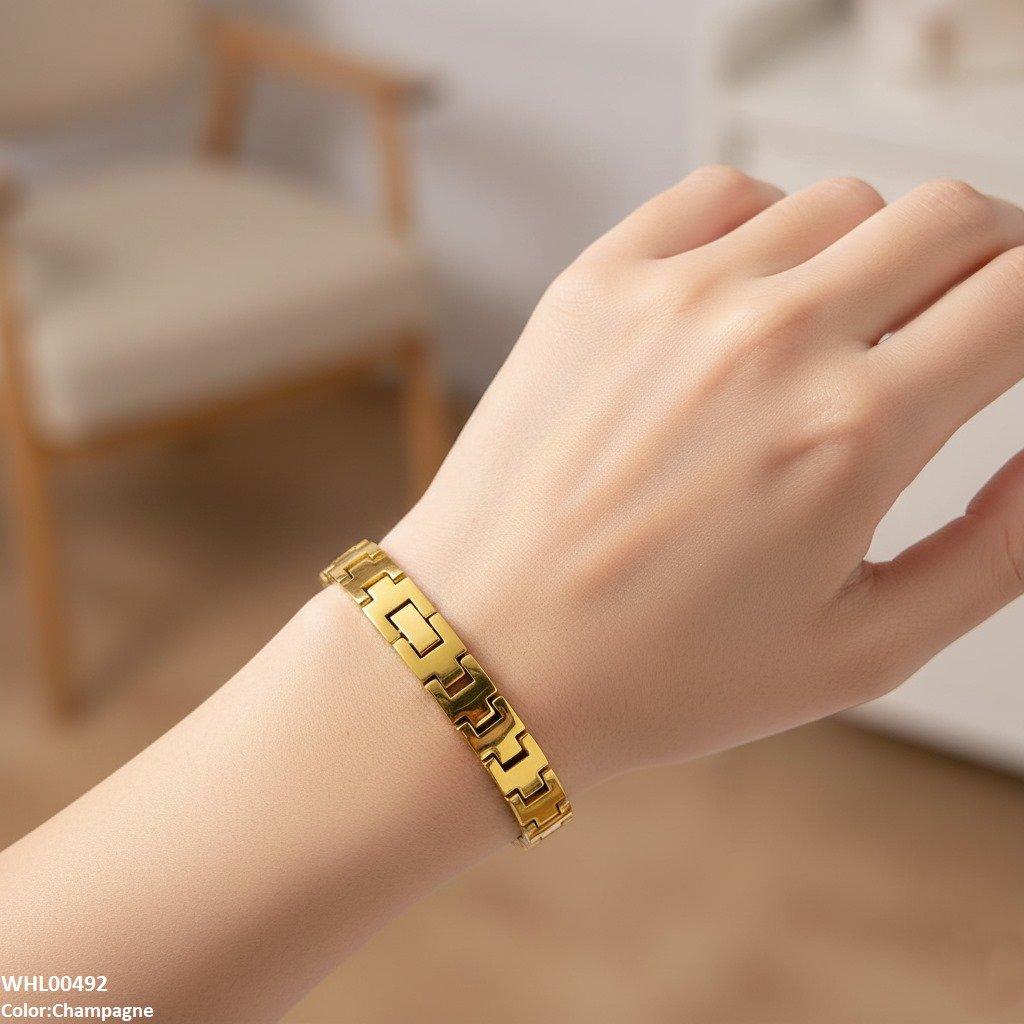 WHL00492 IWA Round Heart Dial Bracelet Women's Watch - WHL