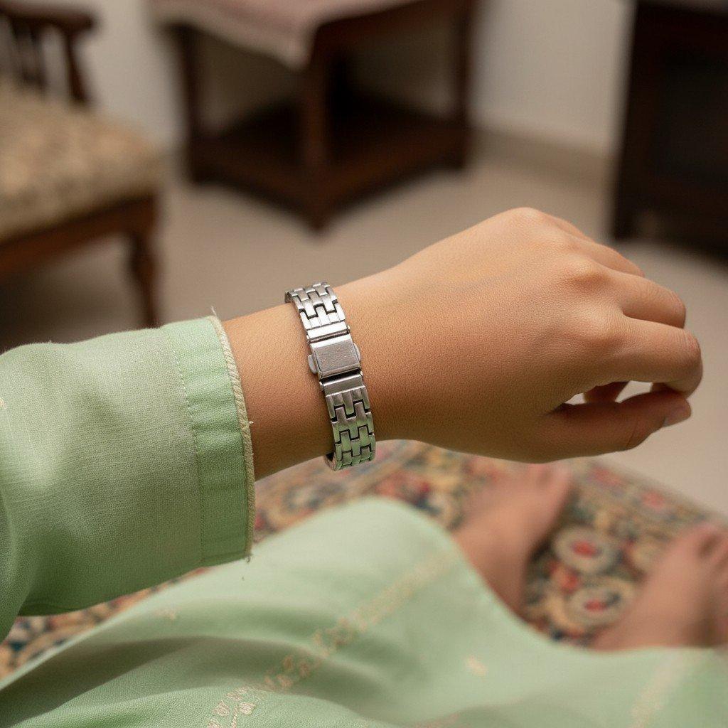 WHL00390 IWA Stylish Round Bezel Dial Women's Watch - WHL